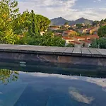 3 Pieces Avec Piscine Privative