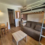 Studio A Tignes Val Claret | 3 Pers | Balcon | Ski Aux Pieds | Animaux Acceptes - Fr-1-502-450