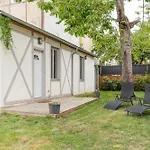 House For 18 People With Cinema Place Morny