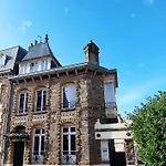 Appartement 1 Maison Dior, Centre, Plage A 500 M