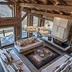 Chalet Haut De Gamme A Megeve Avec Piscine Interieure Et Cinema - Fr-1-569-180