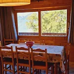 Chalet A Montalbert: 3 Chambres, Mezzanine, Cheminee, Cuisine Equipee, Parking - Fr-1-755-7