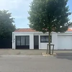 Maison Renovee Proche Plage Avec Cour Privative, Velos Et Equipements Bebe - Fr-1-426-561