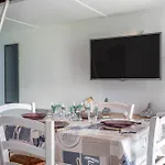 Studio Piscine Partagee