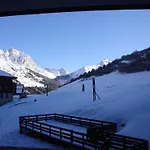Appartement Meribel Au Pied Des Pistes Avec Balcon, Casier A Skis Et Wifi - Fr-1-355-29