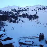 Appartement Spacieux Pour 6 Pers A Meribel Avec Balcon Et Vue Sur Les Pistes - Fr-1-355-66