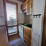Charmant Appartement A Meribel, 1 Chambre, Au Pied Des Pistes, Equipe Et Confortable - Fr-1-355-32