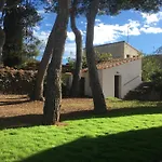 St-Clair Villa, Piscine & Pinede