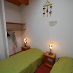 Chalet Ensoleille Sur Pistes, 5 Chambres, Animaux Admis - Fr-1-351-82