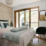 Courchevel 1650 - Apt 6 Pers, 3 Ch, Skis Aux Pieds, Parking, Wifi - Fr-1-631-174