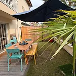 3 Pieces Avec Grande Terrasse, Entre Port Et Hyper Centre