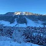 Mountainside Apartment With Views Over Morzine