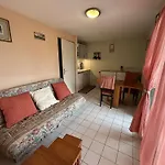 Appart 2 Pieces Avec Piscine Et Parking A Port Camargue - Fr-1-250-293