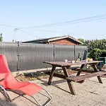 Holiday Home Ty Pol By Interhome