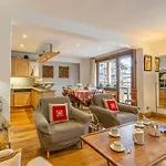 Appartement De Charme Avec Wifi, Au Pied Des Pistes, 4 Pieces, Val-D'Isere - Fr-1-694-130