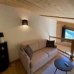 Appart Renove 2* Pour 6 Pers. Avec 2 Salles D'Eau Et Balcon Sud - Fr-1-458-178
