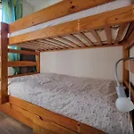 Accommodation Just A Stone'S Throw From The Sea