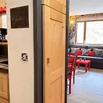 Appartement Renove 2 Pieces, Acces Direct Aux Pistes Et Proche Centre Station - Fr-1-634-75