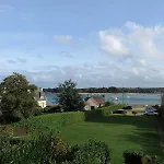 Appartement Renove Avec Terrasse Vue Sur Mer A Tregastel - Ref 481