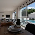 Villa 4 Chbres Avec Piscine