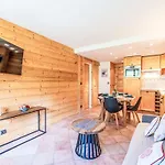 Apartment Les Tommeuses - Val Claret-37 By Interhome