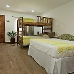 San Simian Lodge