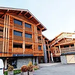 Lumineux Studio Cabine 3* Au Centre Des Gets Avec Balcon Et Parking - Fr-1-598-58