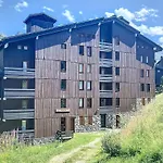 3P Au Pied Des Pistes Avec Balcon Et Cheminee - Fr-1-688-94