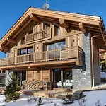 Chalet Moderne Lumineux Proche Pistes - 12 Pers, 5 Ch, Parking, Wifi, Menage Inclus - Fr-1-566-43
