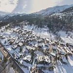 Chalet De Luxe Avec Demi-Pension Et Espace Bien-Etre A 2 Min Des Pistes - Fr-1-566-44