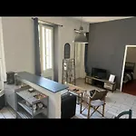 Bright Flat Near The Beach And Old Port