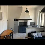 Bright Flat Near The Beach And Old Port