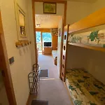 Studio Cosy Pour 4 Personnes Au Centre De Meribel, Proche Pistes Et Commerces - Fr-1-411-956