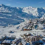 Appartement Ski Aux Pieds Avec Parking Et Wifi A Val Thorens - Fr-1-640-24