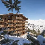 Appartement 4 Pieces Avec Piscine Et Parking Aux Arcs 1800 - Fr-1-352-81