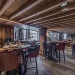 4 Bedrooms Solaise Penthouse