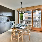 Confort Aux Gets: T2 Avec Balcons, Ski Et Parking - Fr-1-685-83