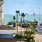 Appartement Proche De La Plage De Tanchet, Quartier Des Presidents Les Sables - 6 Personnes