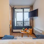 Ski In-Out - Heart Of Val Thorens Spacious Apartment, Wifi 1001