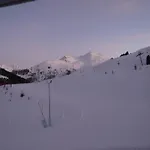 Charmant Appart Avec Balcon, Ski-In/Ski-Out, Meribel - Fr-1-355-30