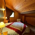Beau Chalet Proche Centre/Pistes - Garage - Wifi