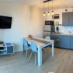 Appartement 4 Personnes- 2 Chambres Face A L Ocean Saint Hilaire De Riez