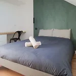 Jolie Maison De Ville Renovee Avec Gout Proche Toutes Commodites Quartier Arago Les Sables - 13 Personnes