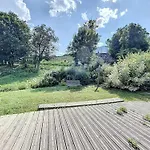 Chalet Typique Avec Sauna Et Cheminee A Meribel, Proche De La Telecabine - Fr-1-688-96