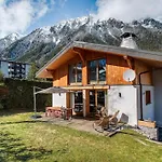 Chalet Arve - Alpes Travel - Chamonix - Sleeps 10