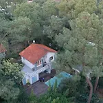 Charmante Villa Pour 8 Personnes Avec Piscine