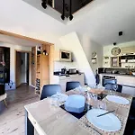 Residence Villarencel - Chalet Mabe Mae-0844