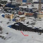 Appartement Montagnard Pour 7 Pers Avec Mezzanine, Proche Des Pistes Aux Menuires - Fr-1-452-30