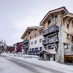 Luxueux Appartement 4 Chambres Avec Hammam, Proche Centre Et Pistes De Val D'Isere - Fr-1-567-42
