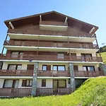 Residence Bosson - 5 Pieces Pour 8 Personnes 824